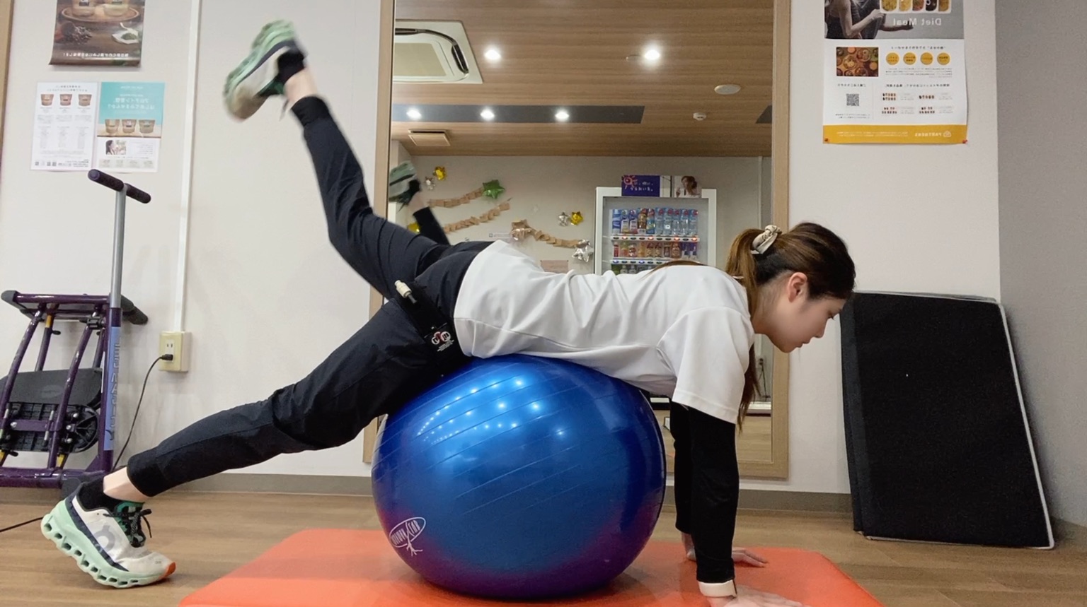 【ヒップEXT BB】 - 高松・松山・広島の女性専用パーソナル加圧トレーニングジムならBIPLUS BEAUTY(ビプラスビューティー)